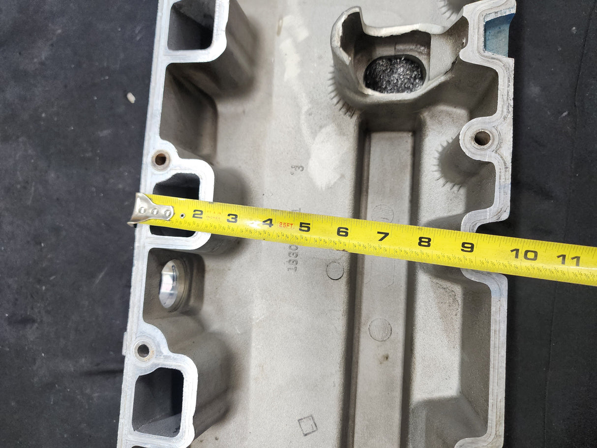 OEM International DT466E Valve Cover 1830625C1 For Sale