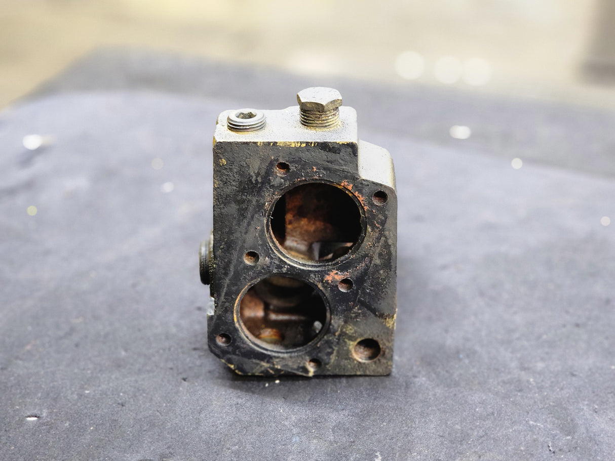 Caterpillar C7/3126 Diesel Engine Thermostat Housing 133-3730 CAT -01- For Sale