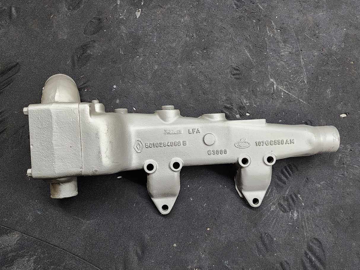 Mack E7 Water Manifold 107GC550AM For Sale