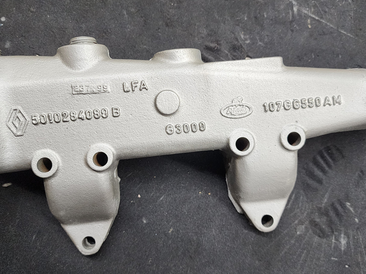 Mack E7 Water Manifold 107GC550AM For Sale