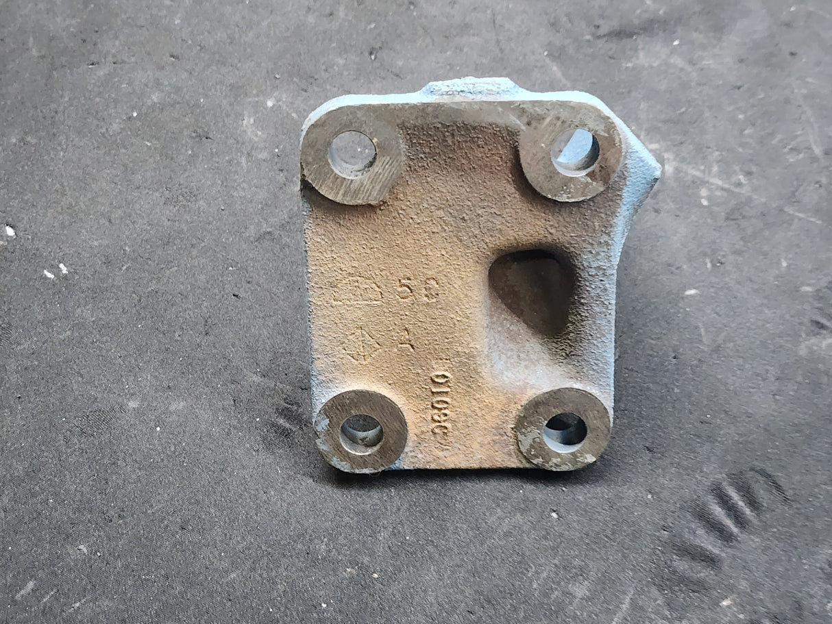International Rear Engine Motor Mount 1664750C2 For Sale
