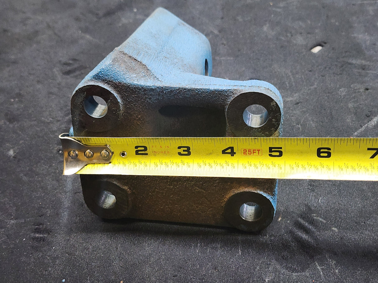 International Rear Engine Motor Mount 1664750C2 For Sale