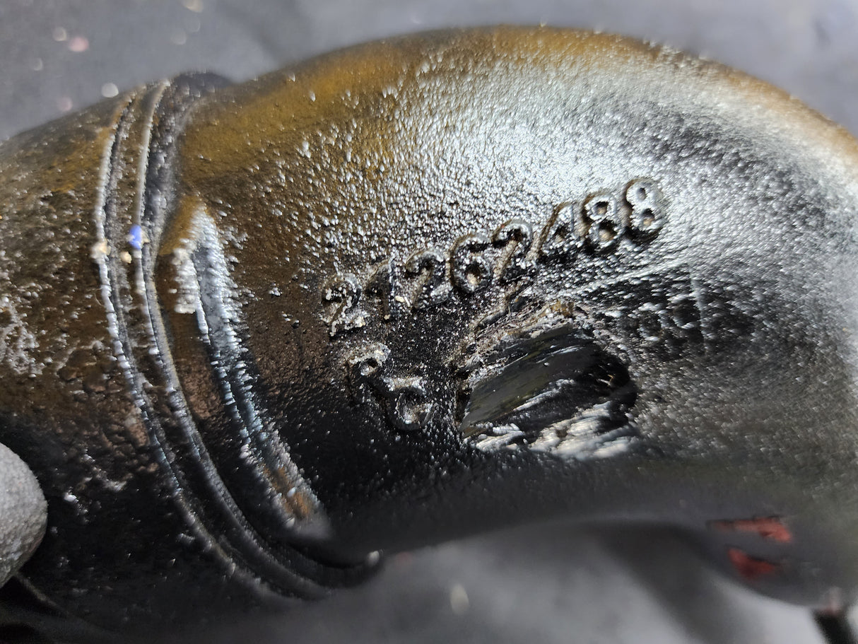 Mack 21262488 Air Intake Transfer Elbow Tube With Sensor For Sale