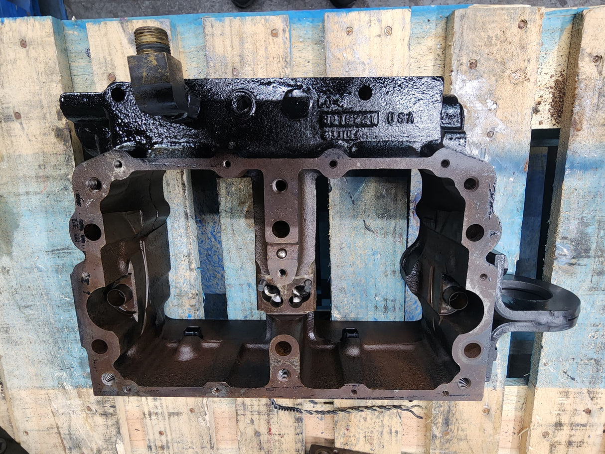 Cummins N14 Rocker Lever Housing 3076221 For Sale