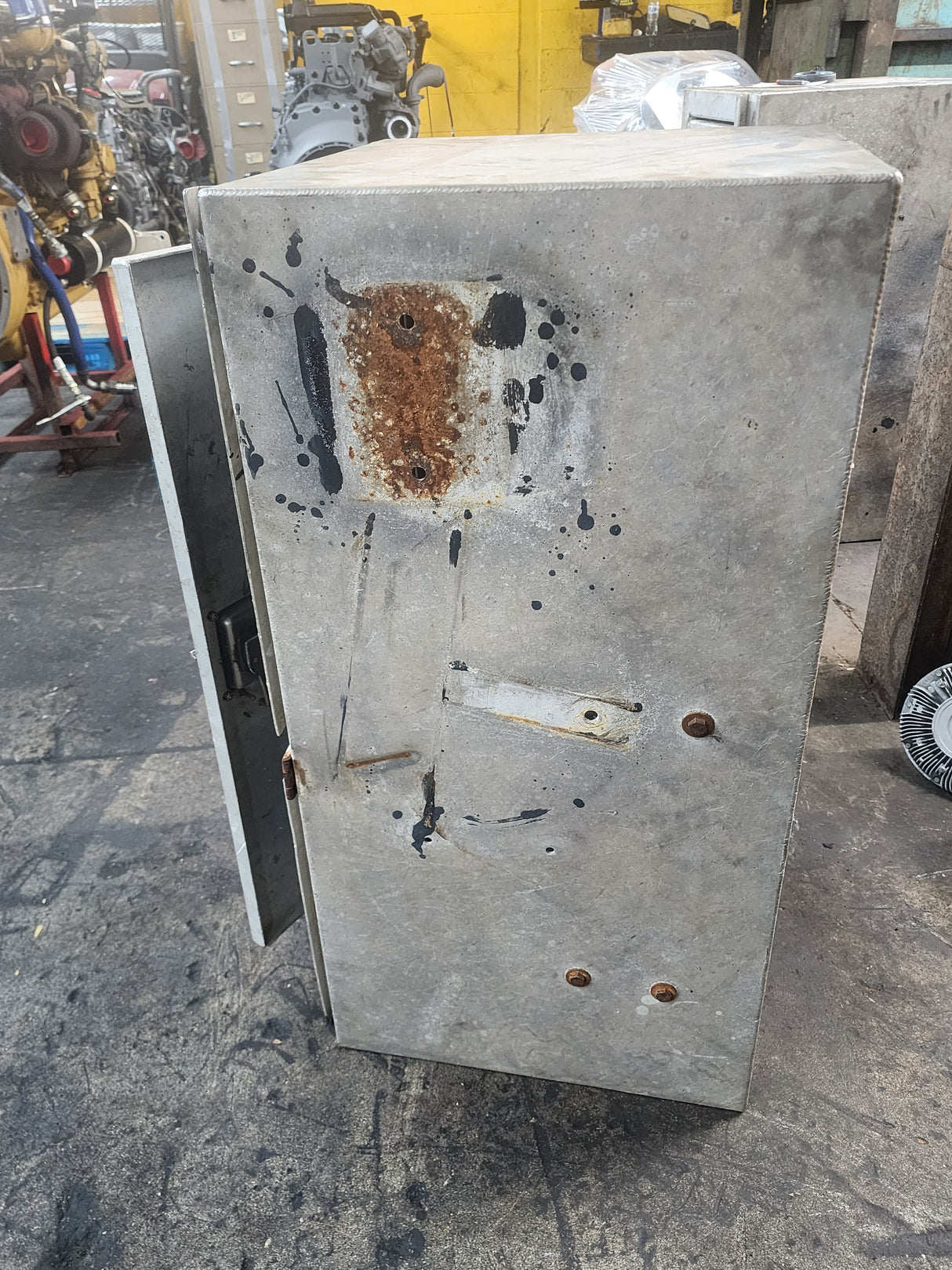 36” Truck Cabin Aluminum Tool Box For Sal