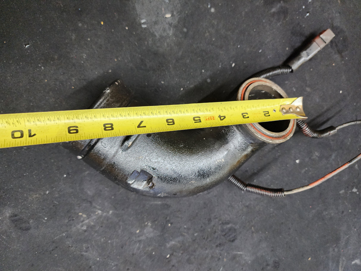 Mack 21262488 Air Intake Transfer Elbow Tube With Sensor For Sale