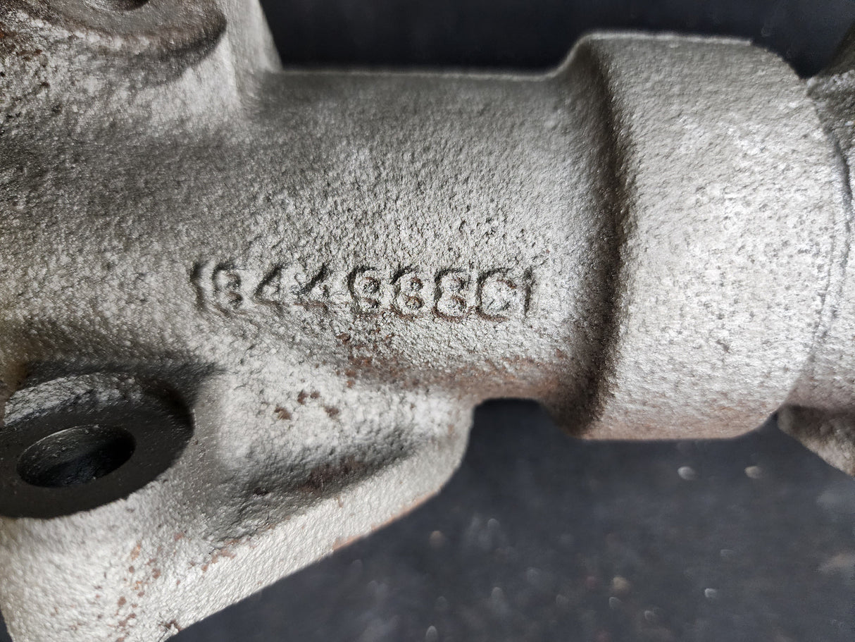 International DT466E Exhaust Manifold 1844988C1, 1844324C2, 1845085C1 For Sale