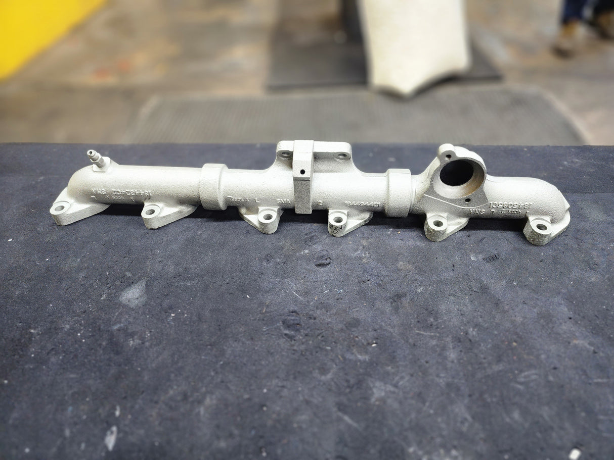 International DT466E Exhaust Manifold 1844324C2, 1844944C1, 1845085C1 For Sale