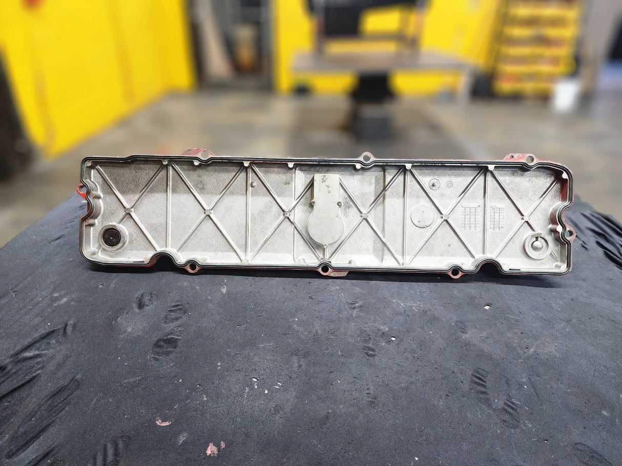 Cummins ISL/ISC 8.3Diesel Engine Valve Cover 3975678 For Sale