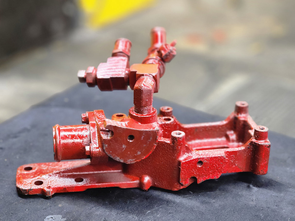 Cummins ISB 6.7L Water Outlet/Alternator Bracket, Water Inlet Connection