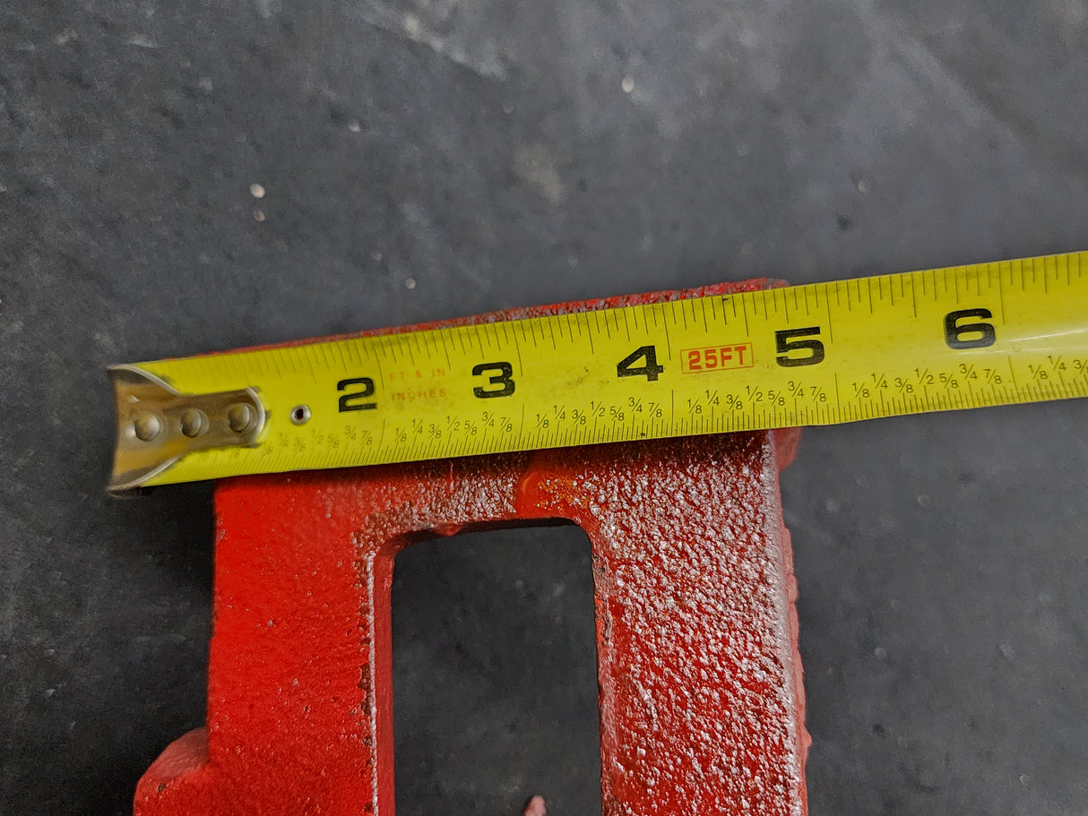 Cummins ISB 6.7L Water Outlet/Alternator Bracket, Water Inlet Connection