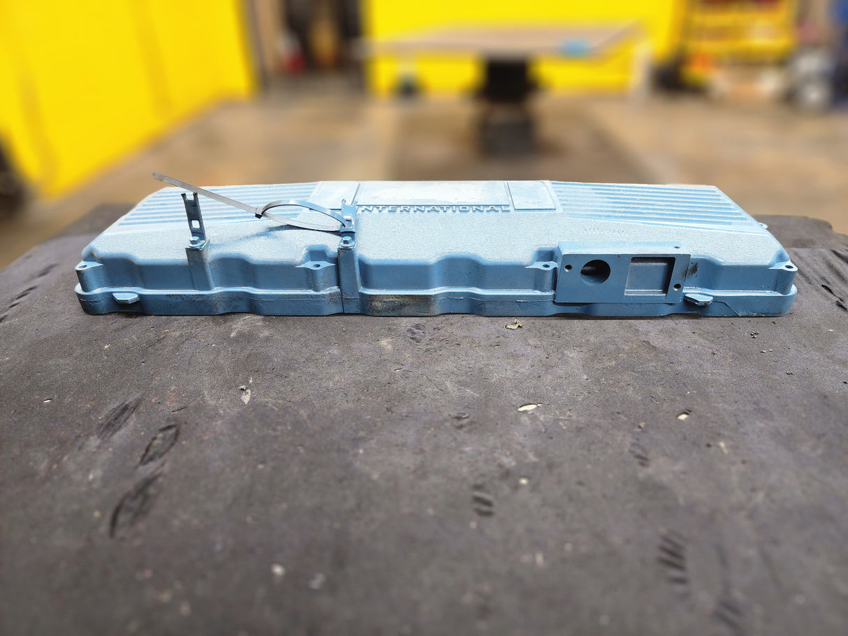 OEM International DT466E Valve Cover 1842336C2 For Sale