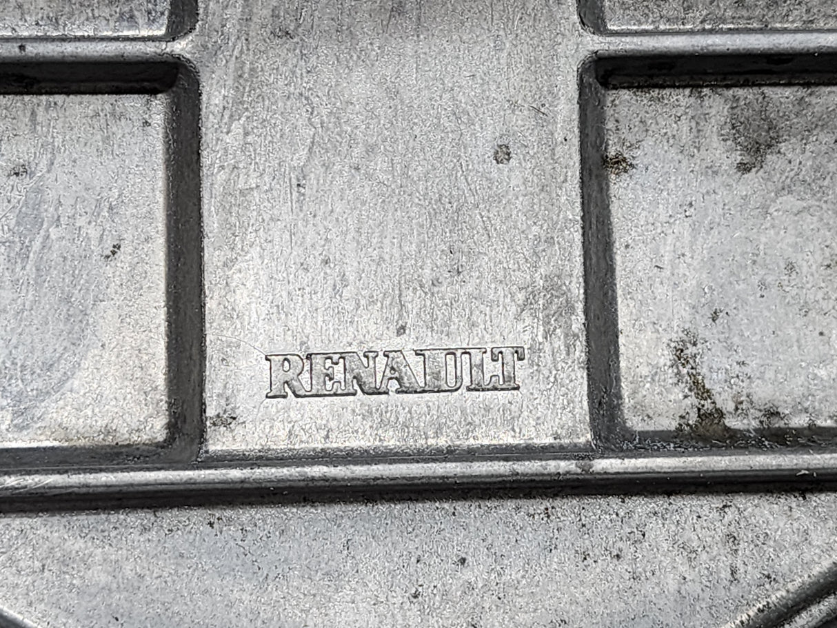 2001 OEM Mack ETEC E7-300 4MR2780 Diesel Engine Valve Cover 337GB537 For Sale