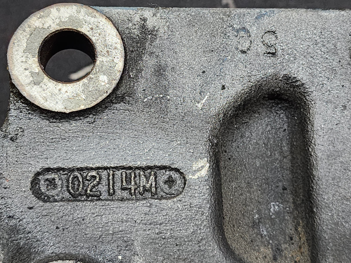 OEM International DT466E Engine Mount 3532953C1 For Sale