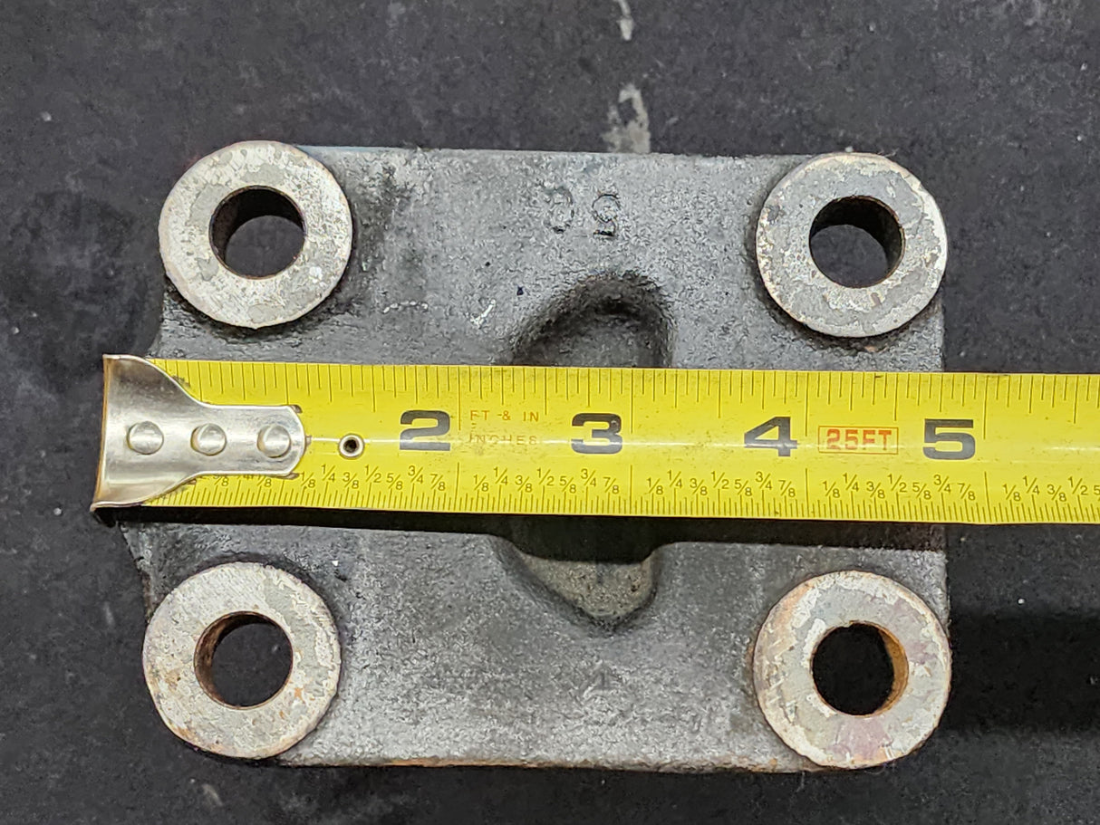 OEM International DT466E Engine Mount 3532953C1 For Sale