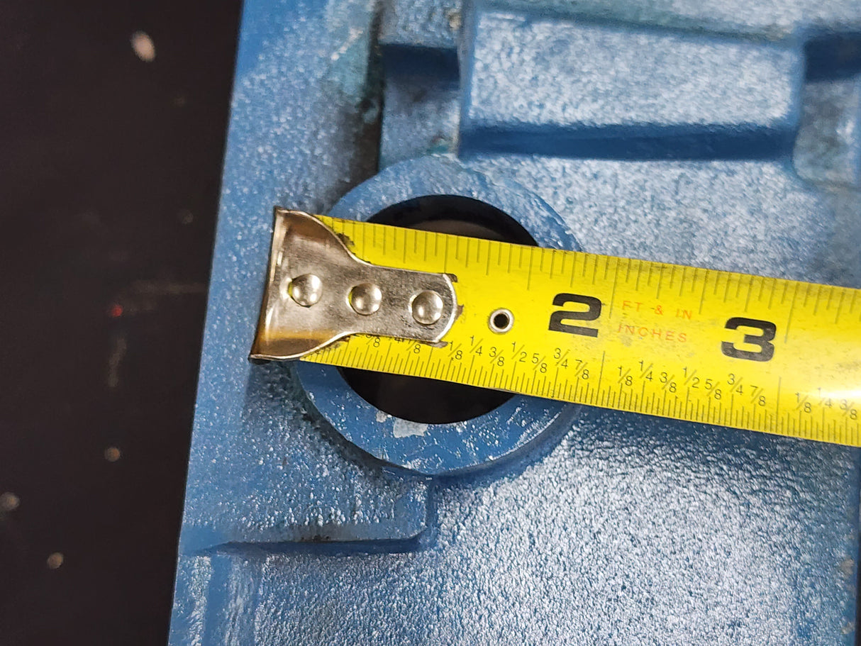 OEM International DT466E Valve Cover 1830625C1 For Sale