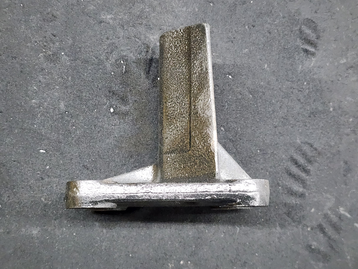 OEM International DT466E Engine Mount 3532953C1 For Sale