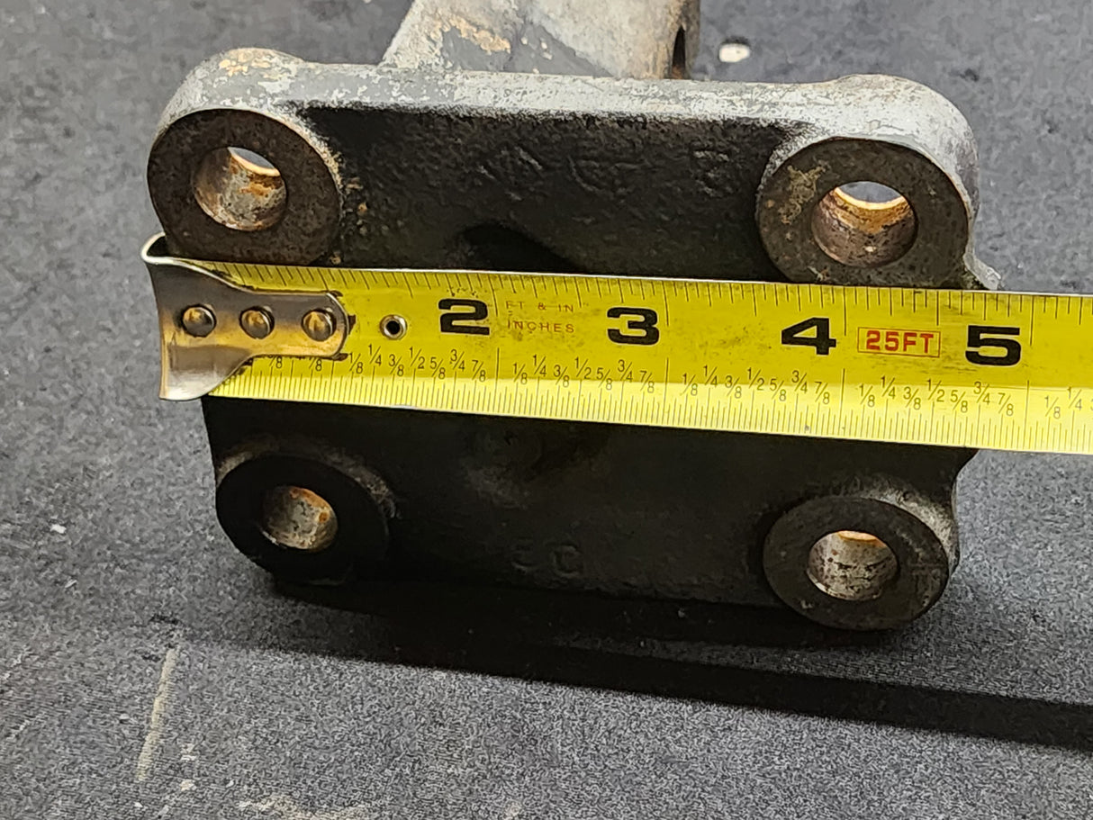 OEM International DT466E Engine Mount 3532953C1 For Sale