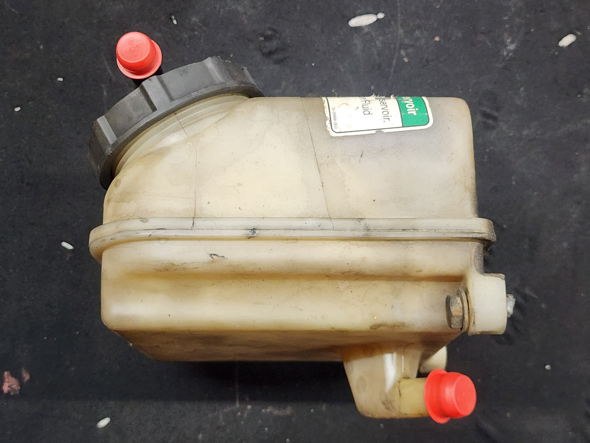 Freightliner Cascadia Power Steering Reservoir Tank A14-14796-001