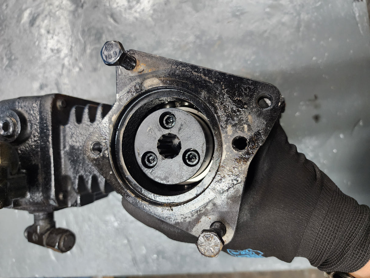 Caterpillar 3406 Bendix TU-FLO 550 Air Compressor 107980 For Sale