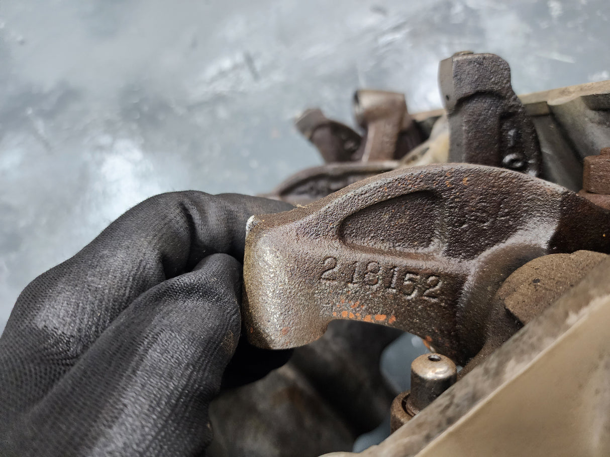 Cummins NT855 Diesel Engine Rocker Arm 218152 & Housing 3044787 For Sale