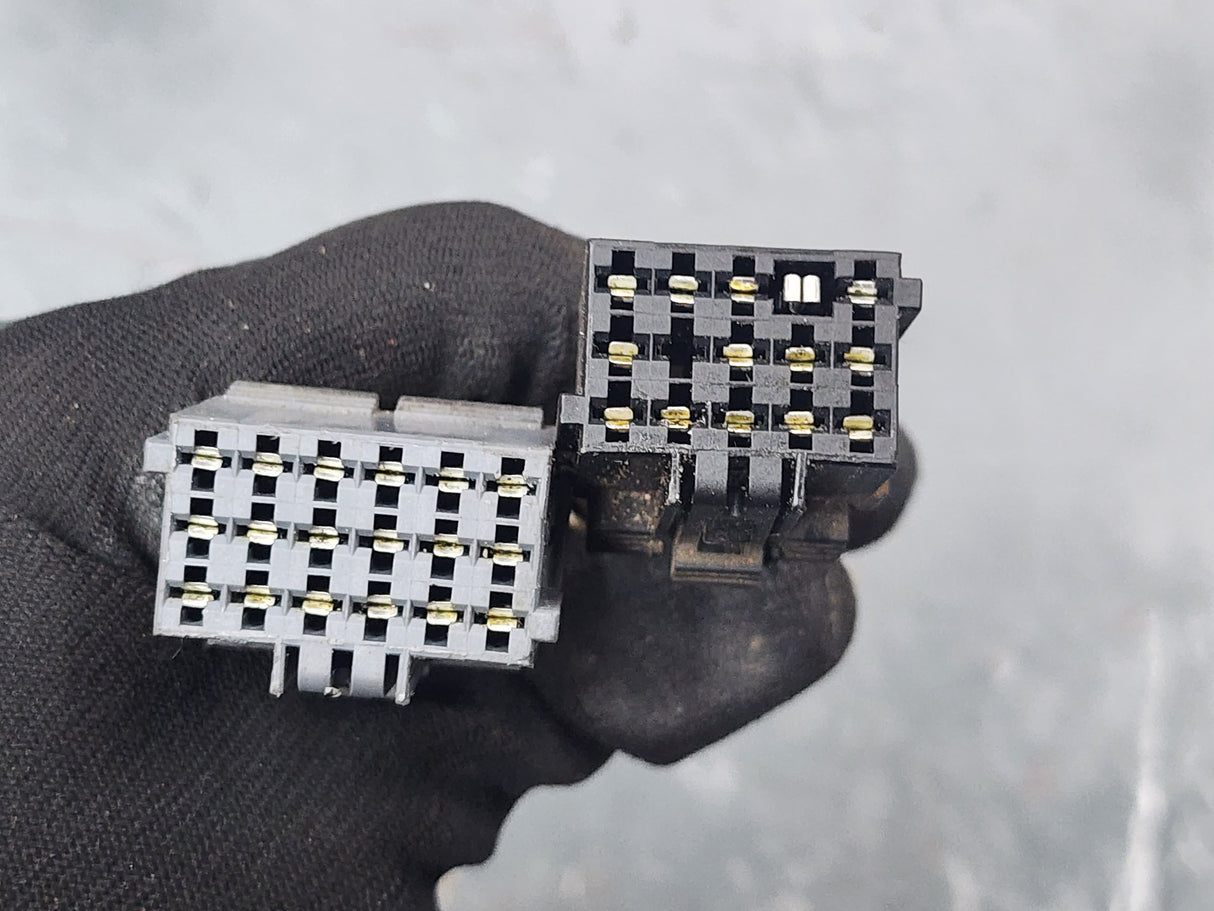 WABCO ABS-E Mack Brake ECM Module Wiring 019150 For Sale