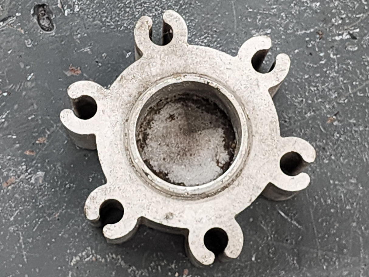 Fan Blade Spacer, 6 Screws