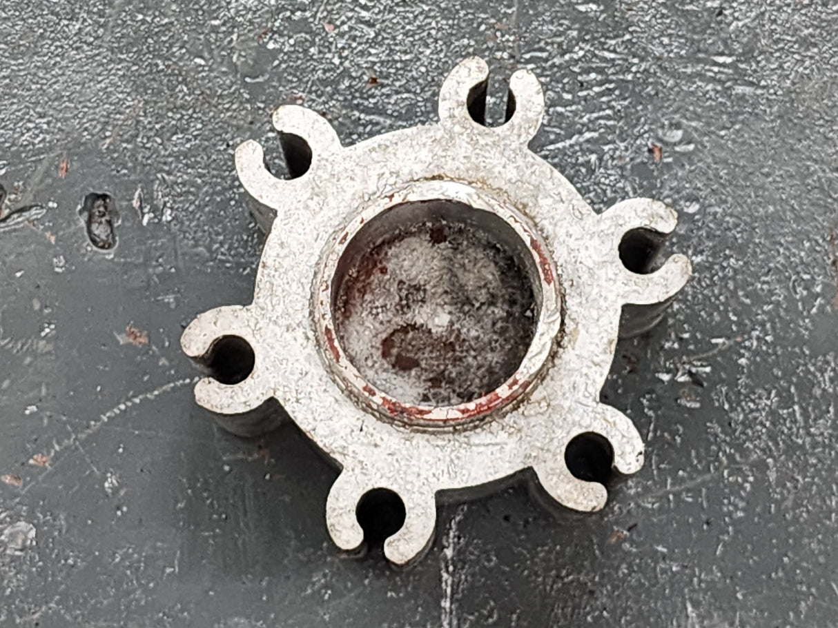 Fan Blade Spacer, 6 Screws