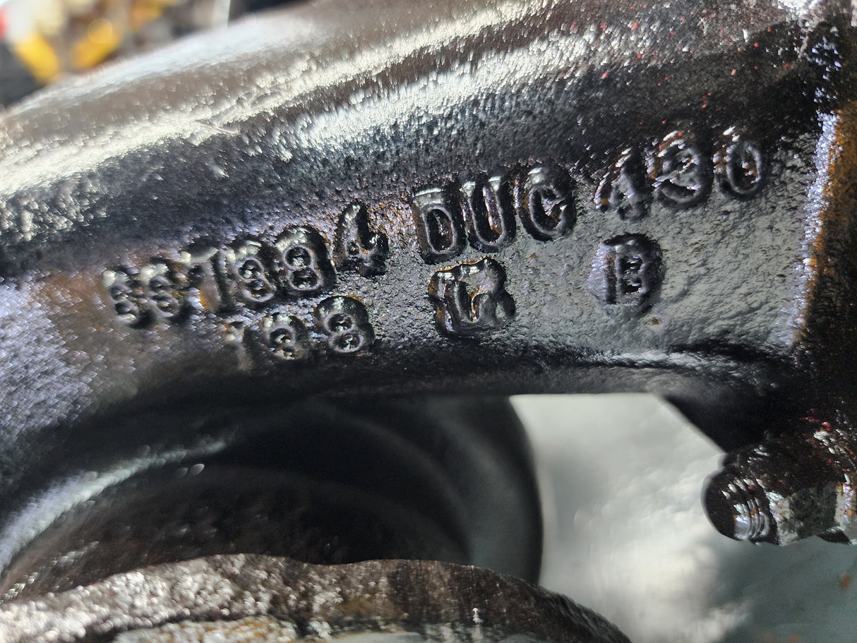 Mack E7 Turbocharger and Exhaust Manifold 104GC5164M, 104GC5163M with Turbocharger 631GC5144M4D