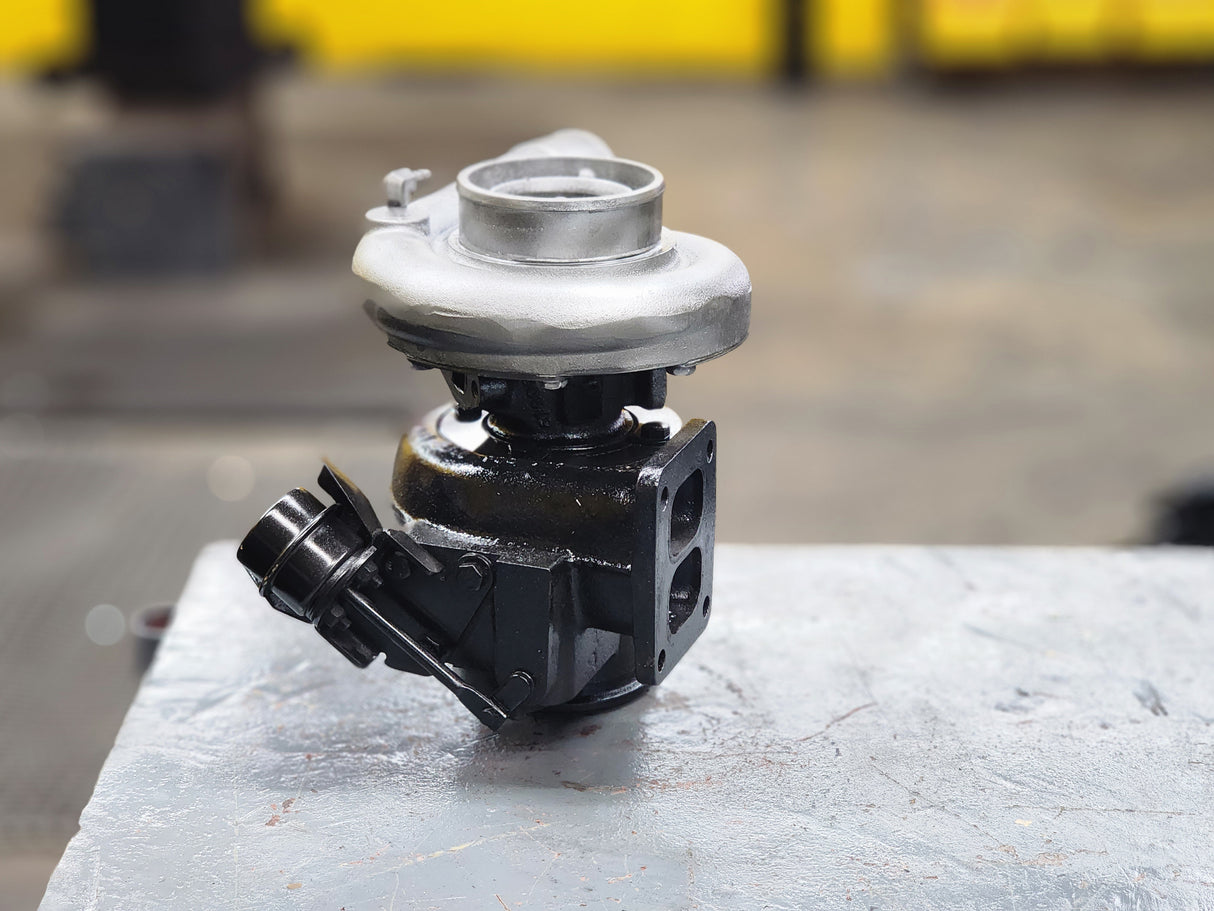 Borg Warner International Navistar Turbocharger S300G For Sale