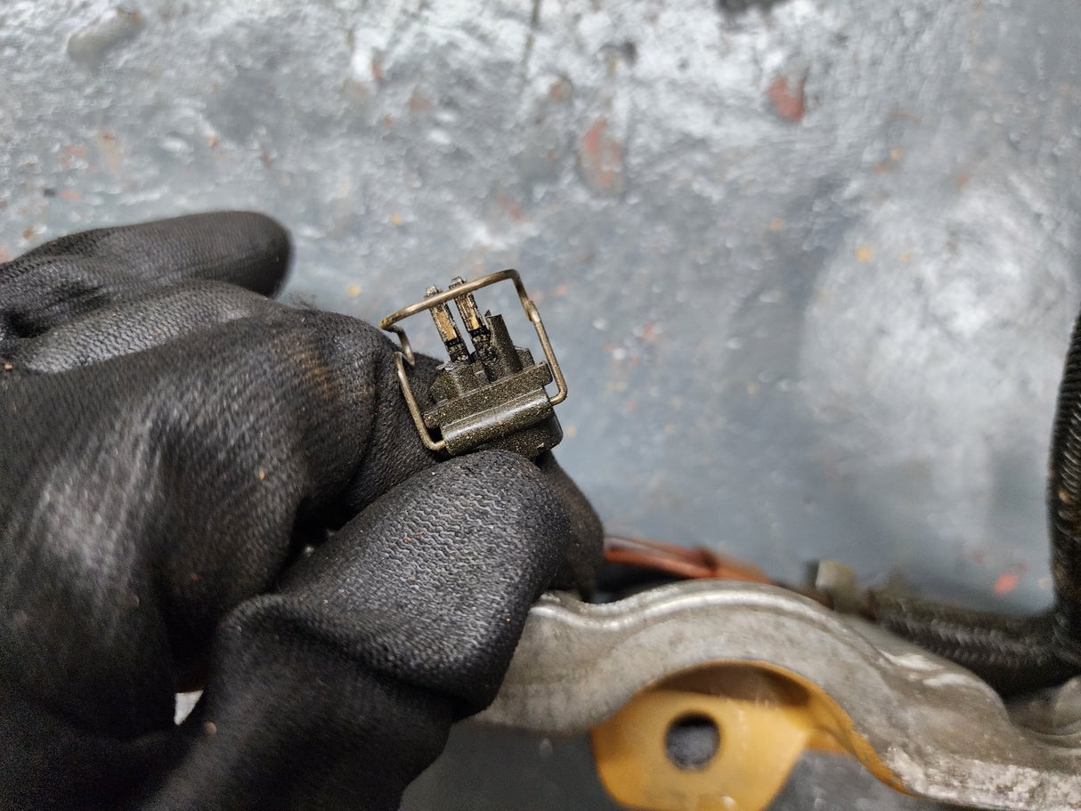 2006 Caterpillar C7 Diesel Engine Rocker Arm Housing 249-0149 For Sale