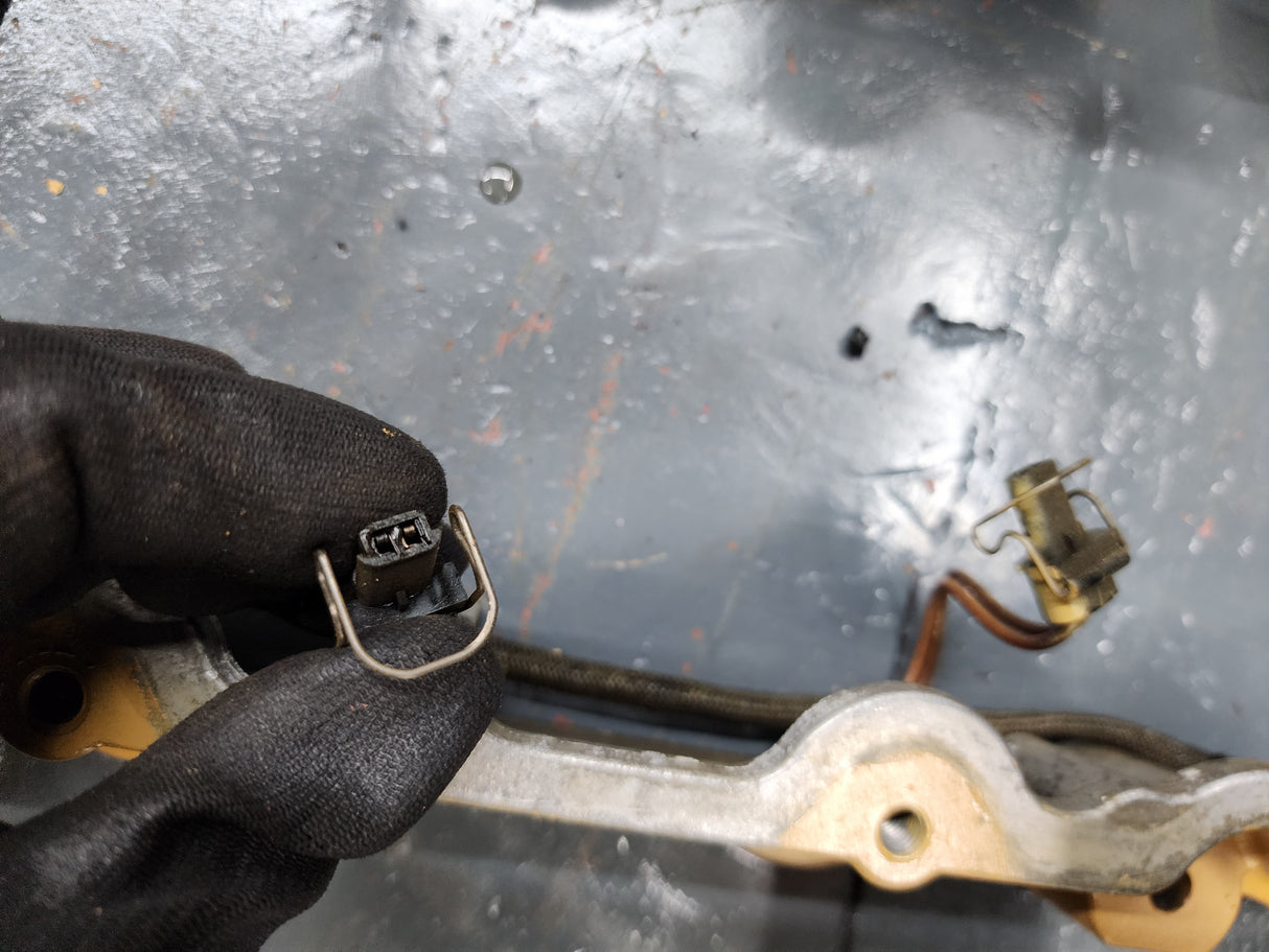 2006 Caterpillar C7 Diesel Engine Rocker Arm Housing 249-0149 For Sale