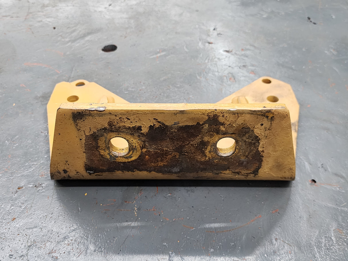 2004 Caterpillar C7 Diesel Engine Front Motor Support Mount 131-2192 For Sale