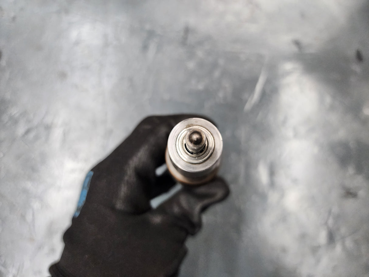 International DT466E Fuel Injector 1842577C93 For Sale