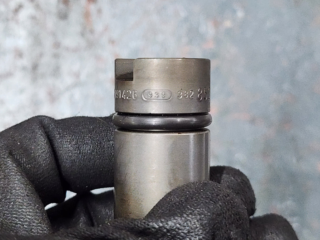 Cummins ISC 8.3L Fuel Injector 8529 For Sale