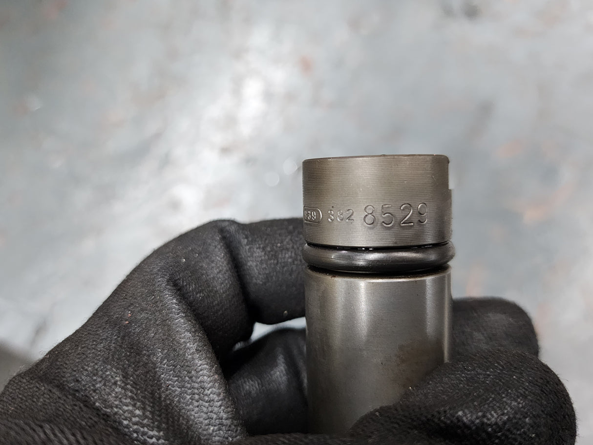 Cummins ISC 8.3L Fuel Injector 8529 For Sale