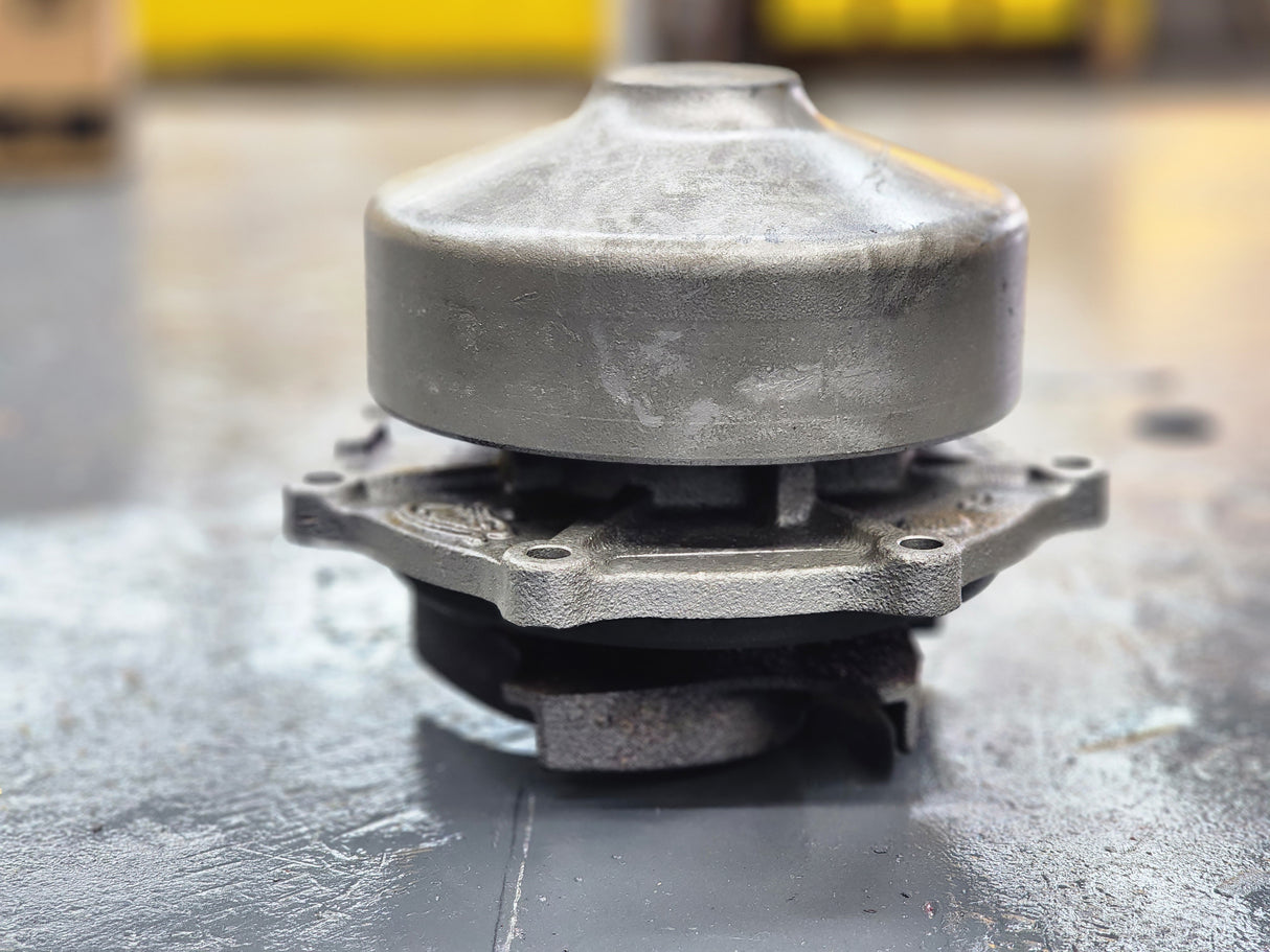 Mack E7 Water Pump 316GC3201 For Sale