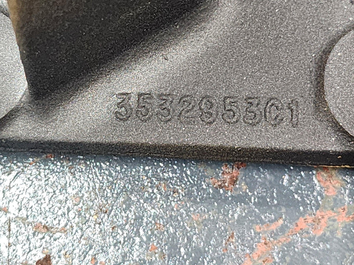 OEM International DT466E Engine Mount 3532953C1 For Sale