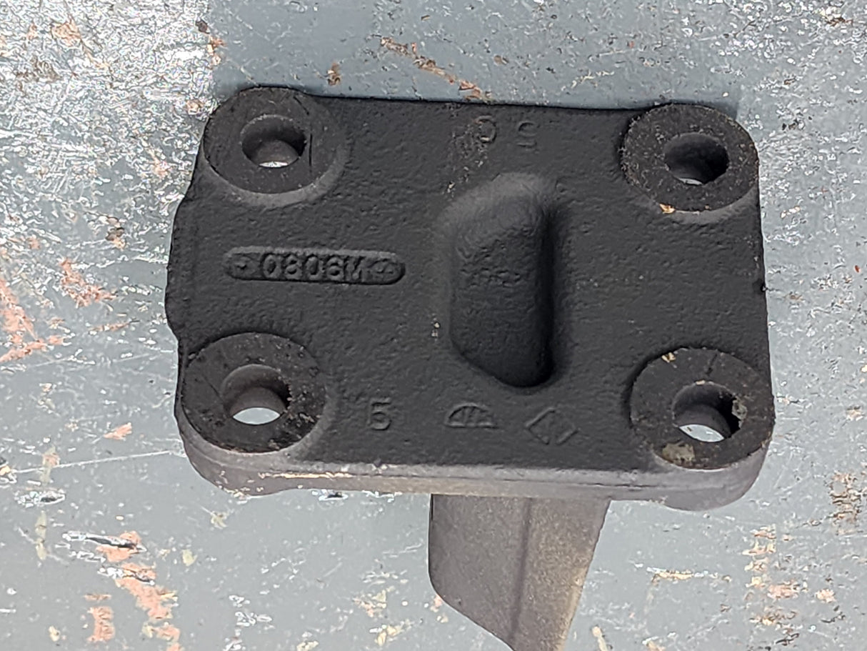 OEM International DT466E Engine Mount 3532953C1 For Sale