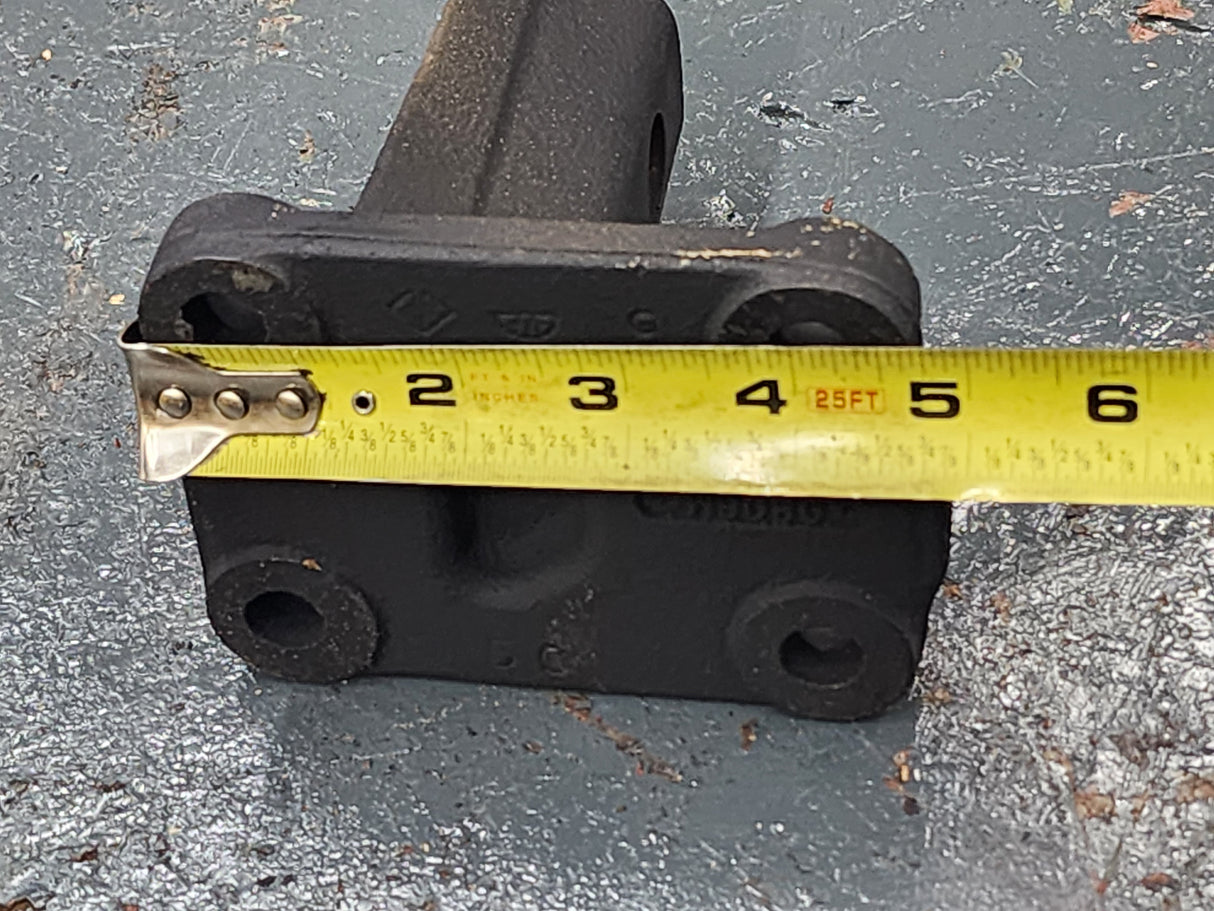 OEM International DT466E Engine Mount 3532953C1 For Sale