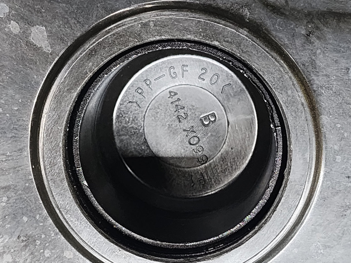 Caterpillar C7 ACERT Valve/Rocker Cover 242-2409 For Sale