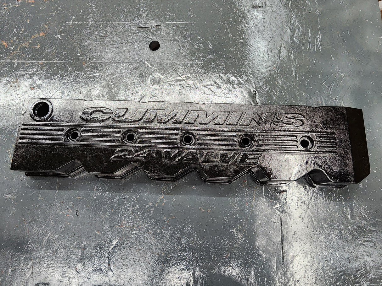 Cummins ISB 5.9L Valve Cover 3945799 For Sale