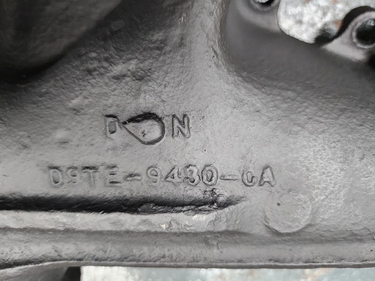 Ford F600 Diesel Engine Exhaust Manifold Part # D9TE 9430 CA