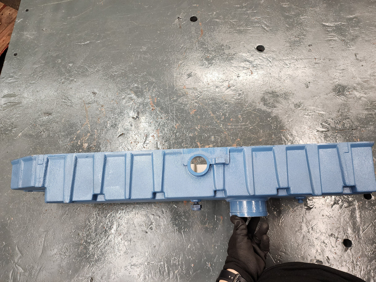 1998 OEM International DT466E Valve Cover 1824738C2 For Sale