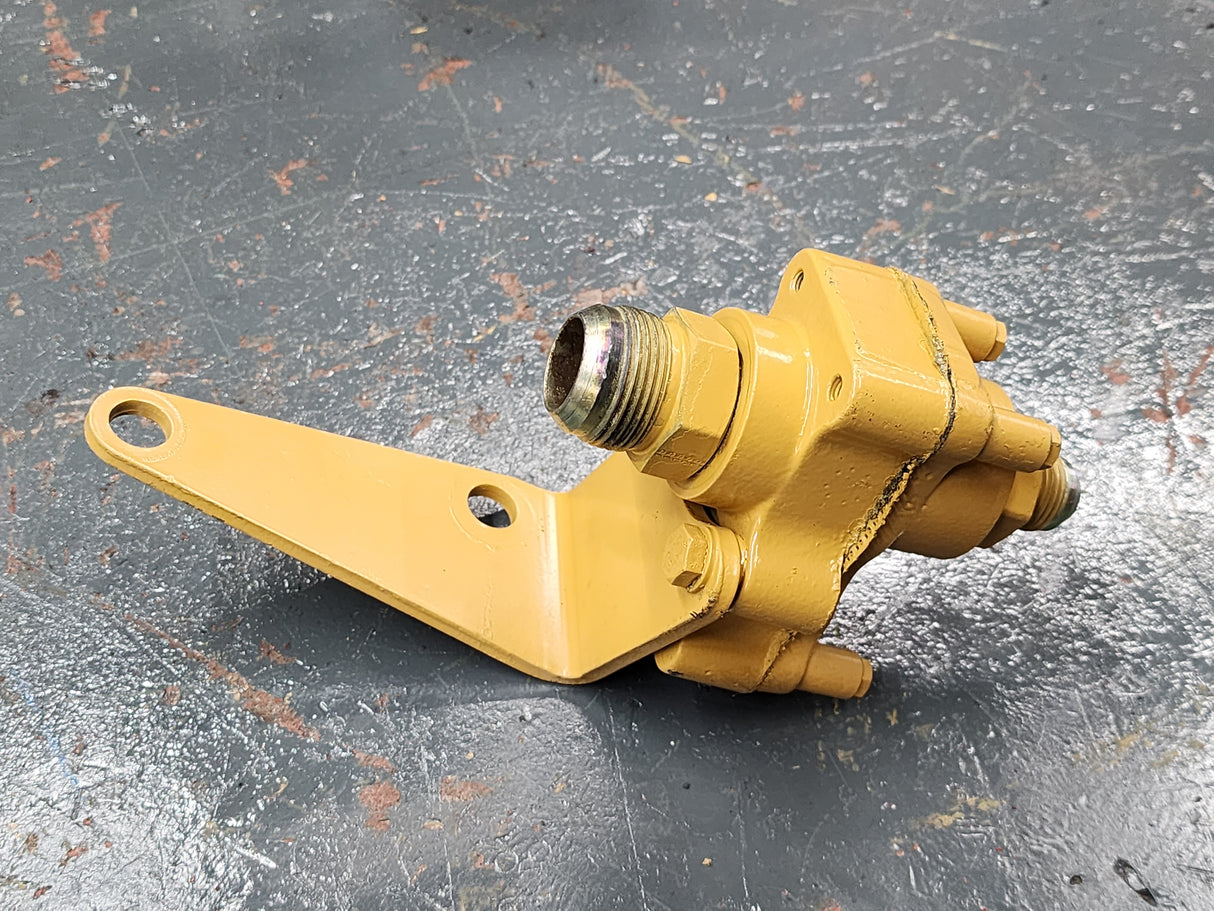 Caterpillar C7 Diesel Engine Water Coolant Flow Adapter OEM T5011579 For Sale