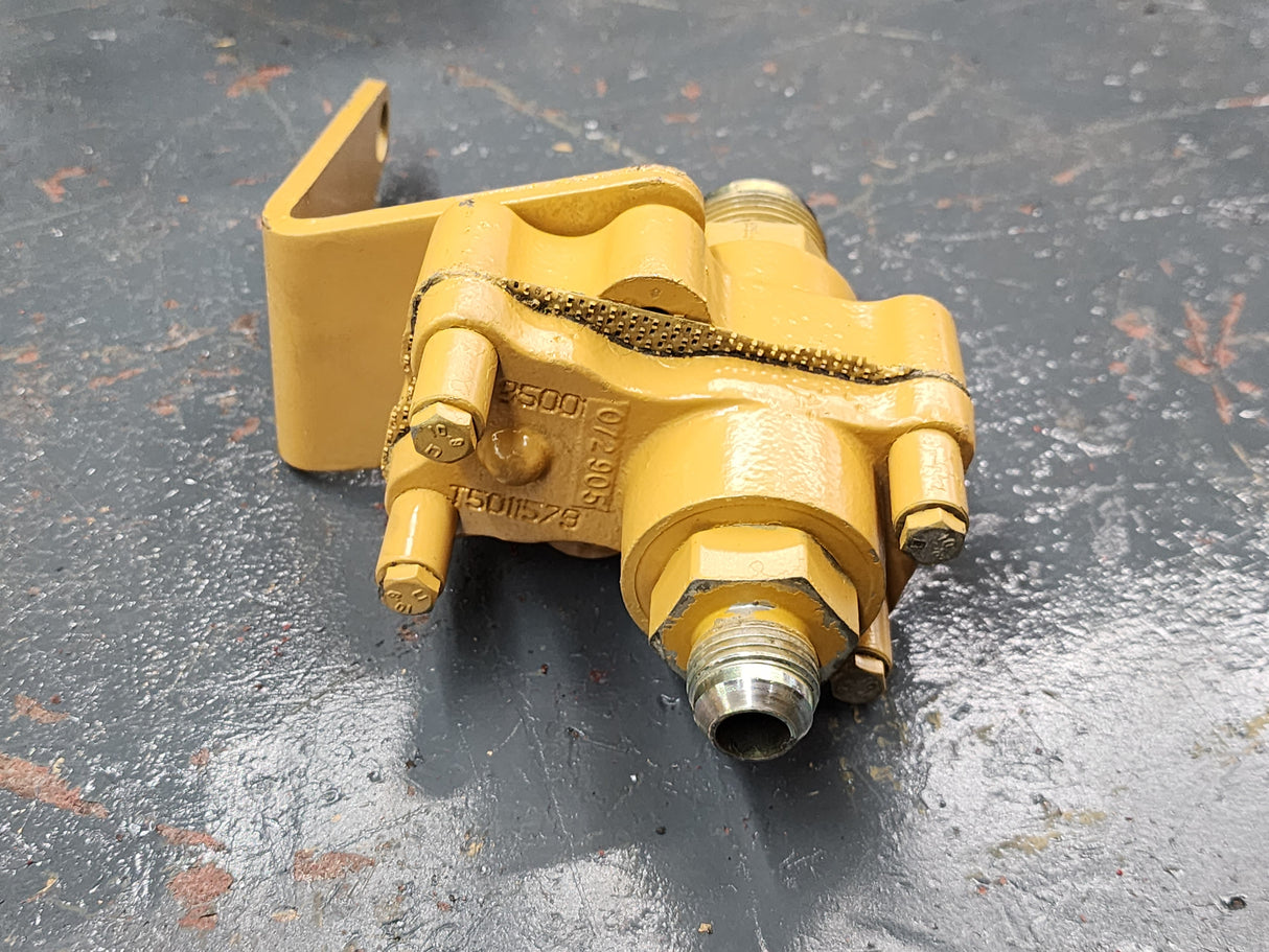 Caterpillar C7 Diesel Engine Water Coolant Flow Adapter OEM T5011579 For Sale