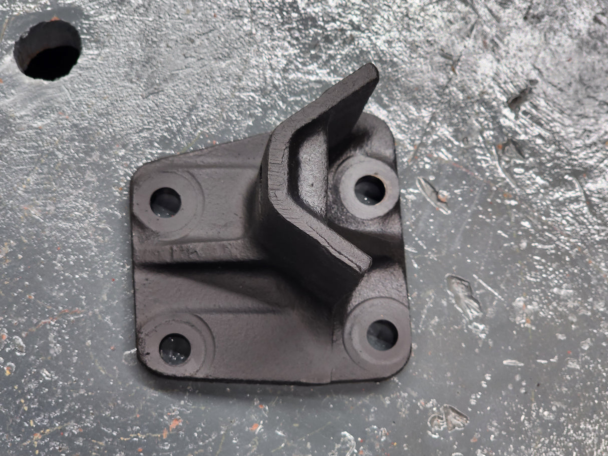 International Rear Engine Motor Mount Part # 1664750C1