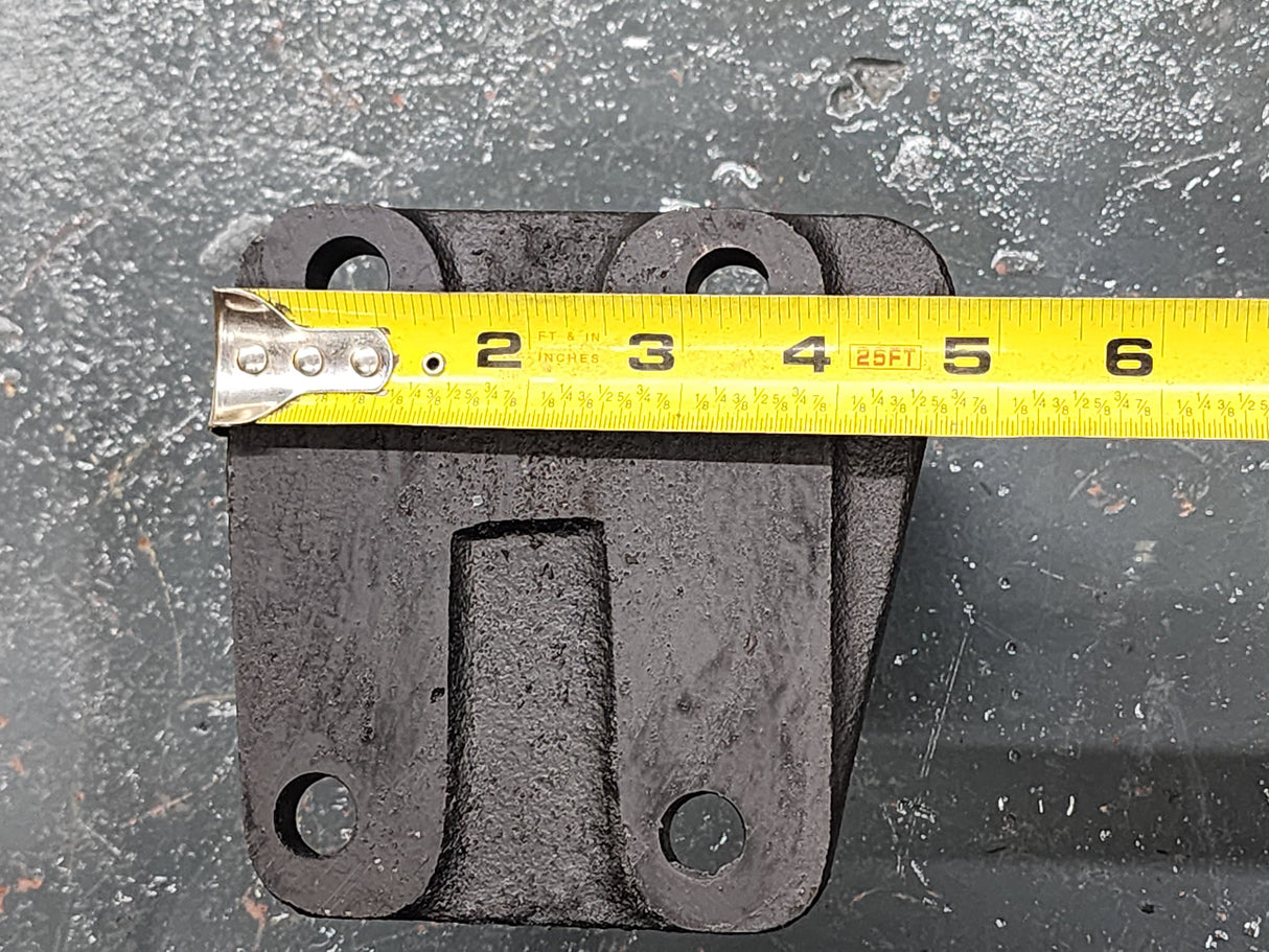 International Rear Engine Motor Mount Part # 1664750C1