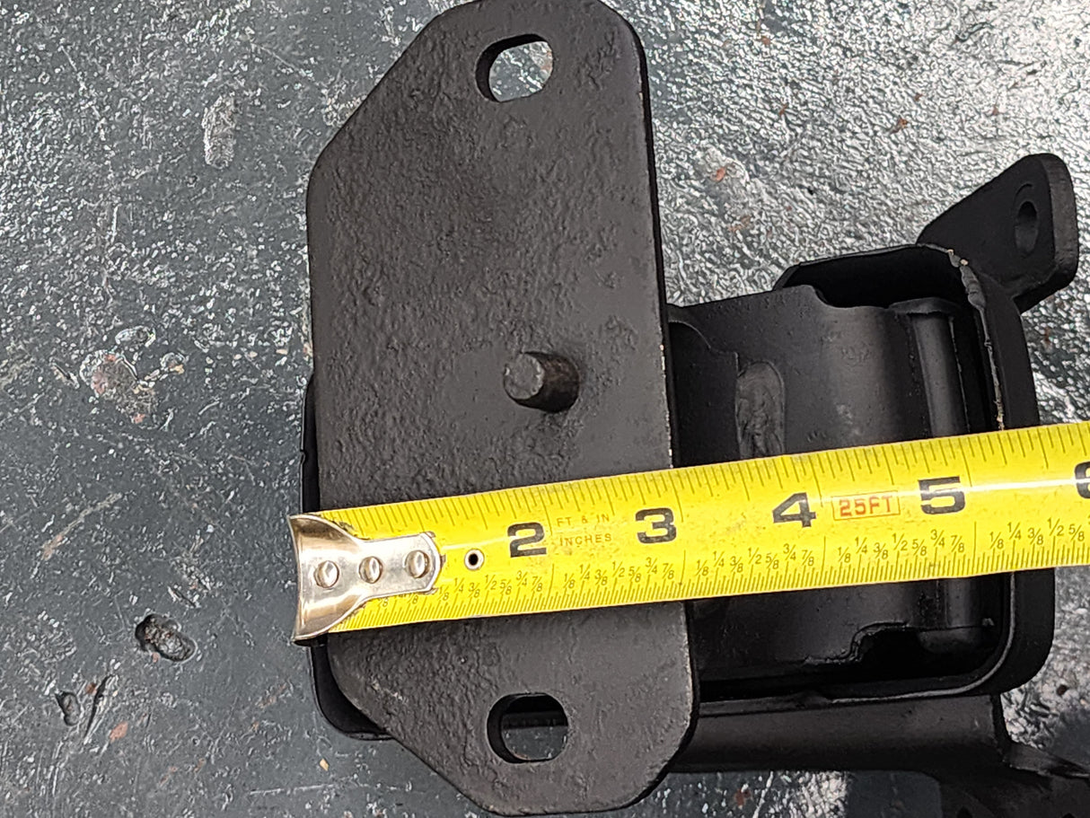 Isuzu NPR Diesel Engine Mount 8-37187-416-0 For Sale