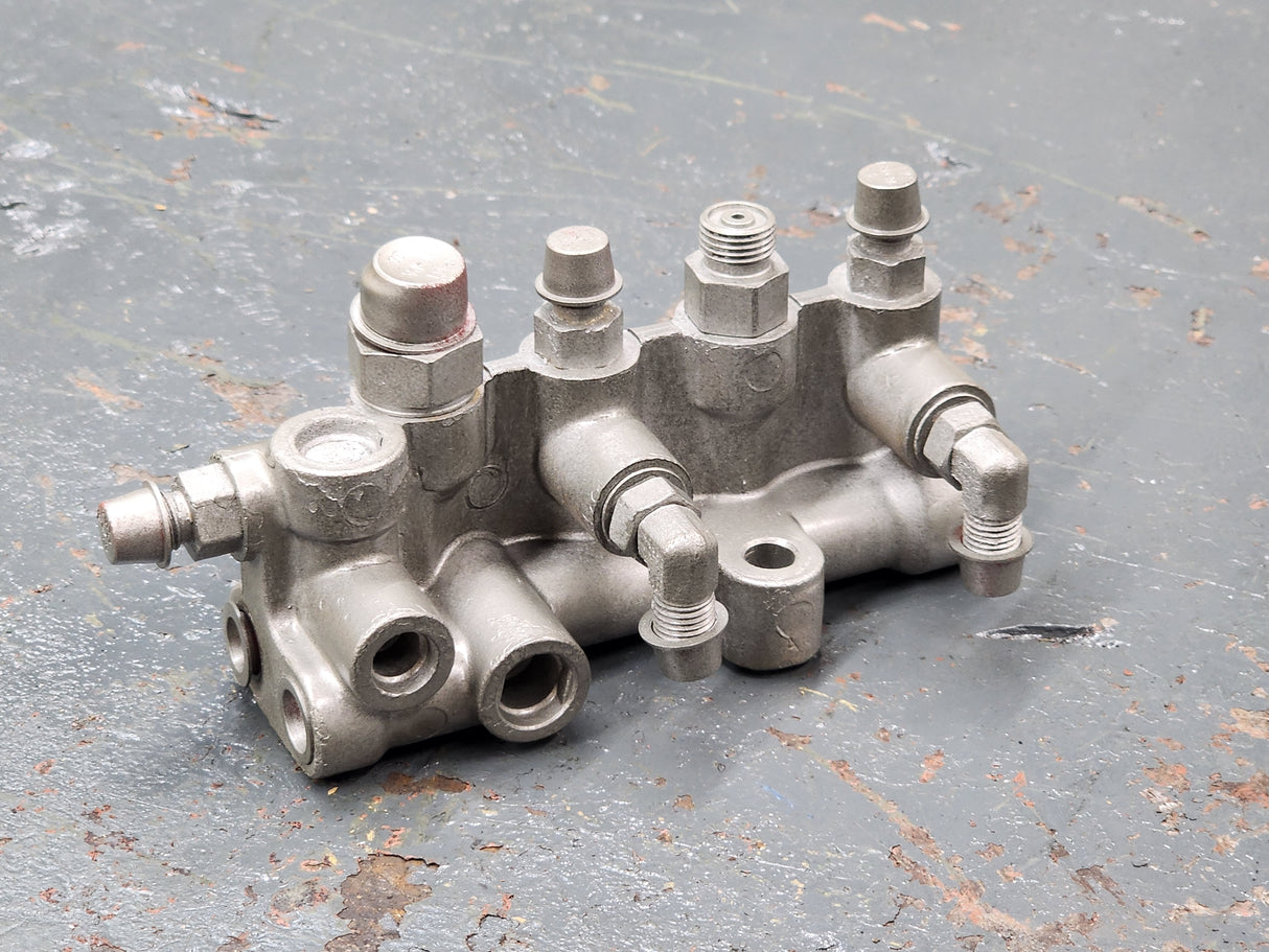 Caterpillar C15 Diesel Engine Fuel Manifold Part # 316-4410